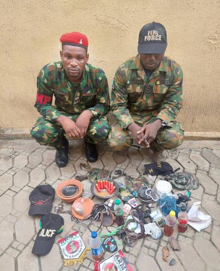 Police arrests fake soldier and the supplier of his military uniforms
