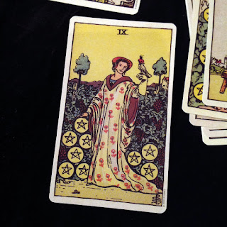 錢幣九 Nine of Pentacles