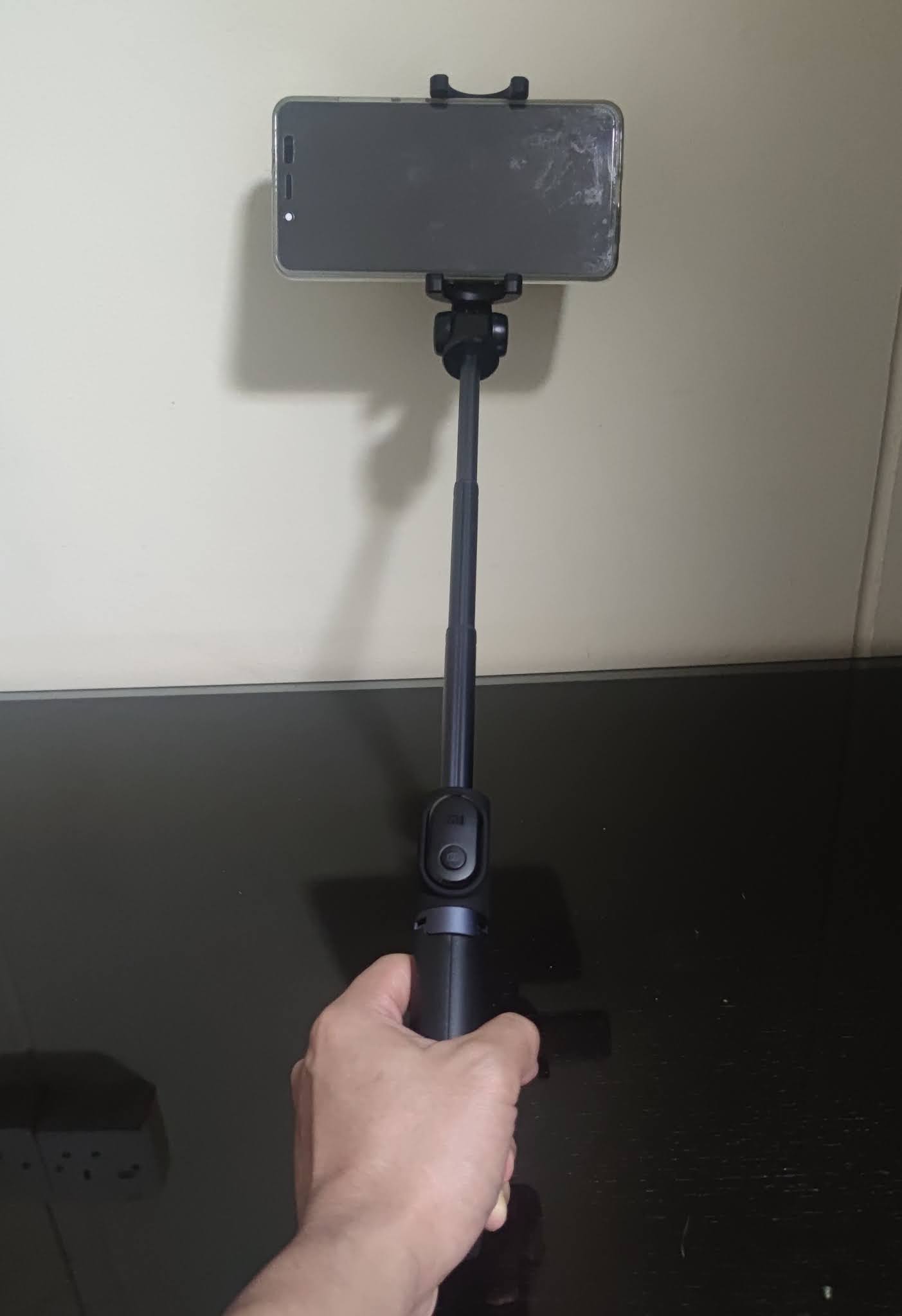 Xiaomi Selfie Stick and Tripod with Bluetooth Remote XMZPG01YM Review