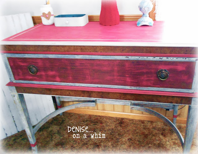 Criss Cross Brush Strokes on an Antique Stand Makeover via http://deniseonawhim.blogspot.com