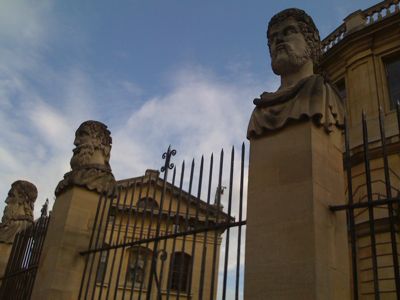 statue-faces-2.jpg