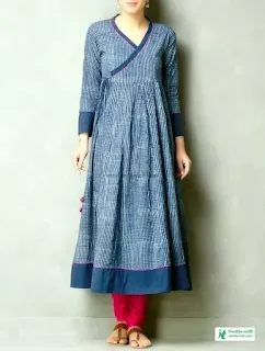 Cotton Kurti Designs - Girls Kurti Designs 2023 - Kurti Collection Images - Ladies Kurti Designs - stylish kurti design - NeotericIT.com - Image no 17