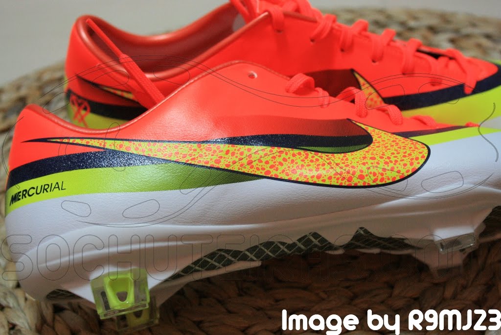 2013 Nike Mercurial Vapor CR7 Boot Leaked!   Footy Headlines  football boot calender