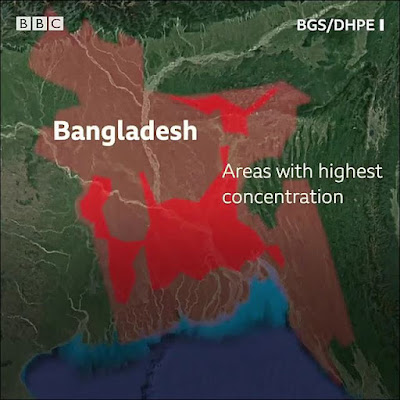 Peta yang menunjukkan area dengan air tanah yang terkontaminasi arsenik di Bangladesh. Terlihat jika fenomena geologi alami ini melingkupi wilayah yang sangat luas. Di daerah yang ditandai warna merah tua menunjukkan tingkat kontaminasi paling tinggi dimana terjadinya bencana keracunan yang mematikan