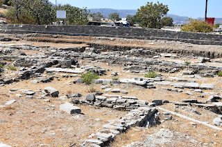οι οικίες ελληνιστικών χρόνων στην Παροικιά
