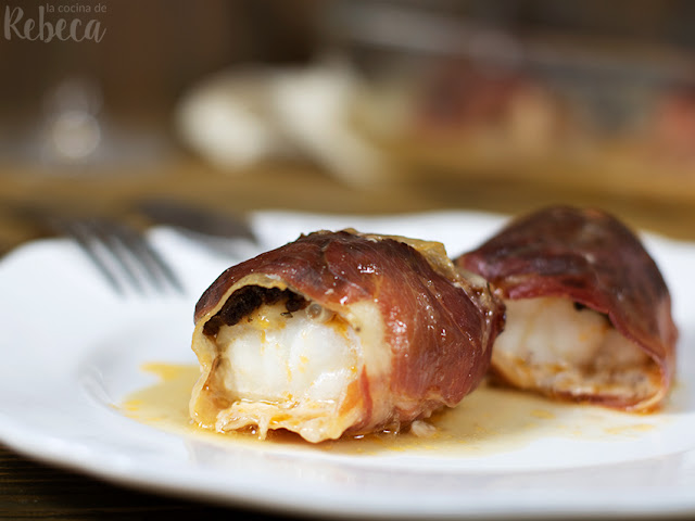 Rollitos de rape con tomate seco y jamón