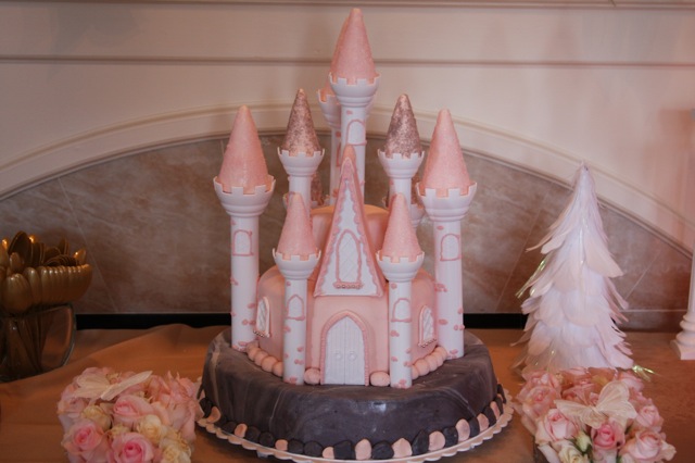 harry potter castle cake. The pink castle. This cake