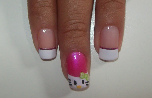 Unha Decorada - Hello Kitty