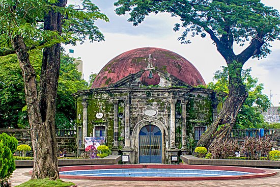 5 Top things to do in Manila, manila must visit place,manila baywalk, manila chinatown, intramuros manila,national musuem of fine arts manila,paco park, cheap flight to manila, jetstar cheap booking,