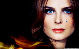 wallpaper_emily-deschanel