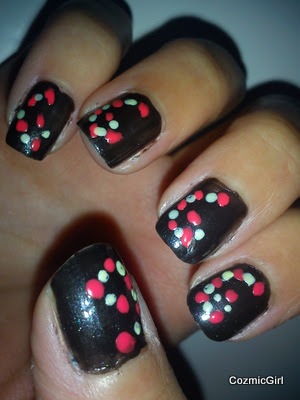 nails dots