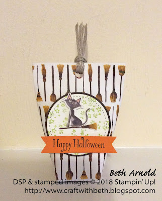 Craft with Beth: Stampin' Up! Halloween Treat Holder Box in a Bag Cauldron Bubble Cauldron Framelits Spooky Sweets Toil and Trouble DSP Designer Series Paper 8 Weeks of Halloween