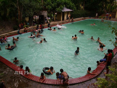 kolam renang batu seribu