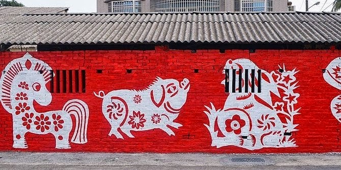Huija, Kampung Seni Dengan Warna-Warni Mural Yang Memukau