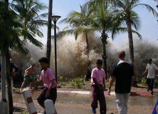 DAFTAR TSUNAMI MAHA DAHSYAT YANG PERNAH TERJADI DI BUMI