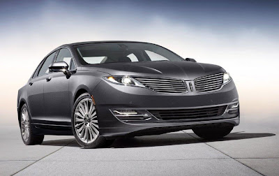 Lincoln MKZ (2013) Front Side