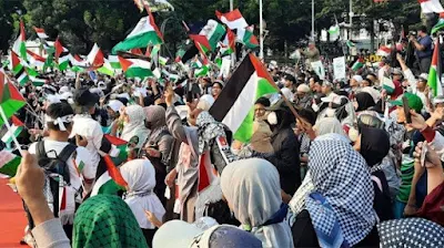 Massa Aksi Bela Palestina Tagih Janji Prabowo Kirim Bantuan Militer ke Gaza