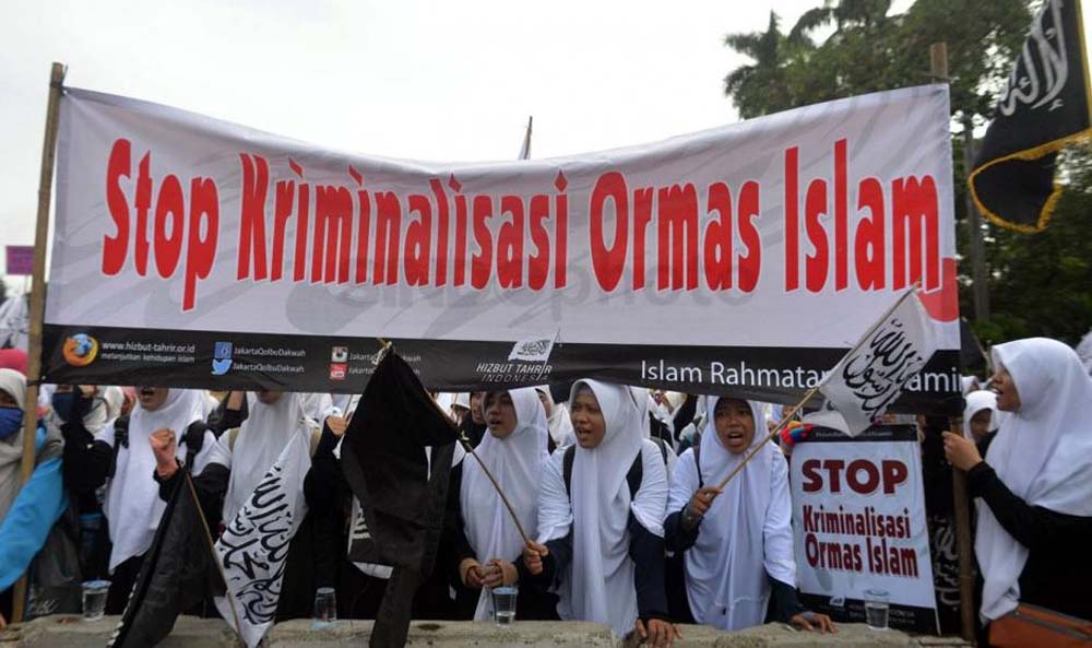 Direktur IDe: Rezim Jokowi Mengkampanyekan 'Islamophobia' Sebagai Strategi Pembangunan!
