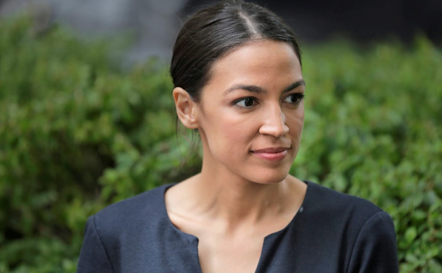 Alexandria Ocasio-Cortez Vows to 'Learn and Evolve' on Israeli-Palestinian Conflict