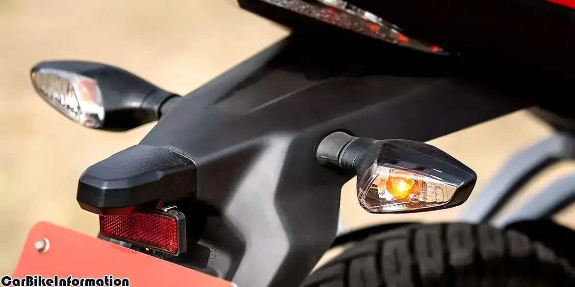 Bajaj Pulsar P150 Back Indicators