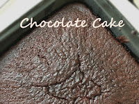 Simple & Moist Chocolate Cake 
