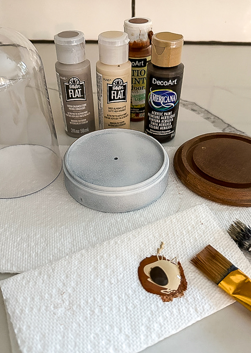 Mixing paint to paint cloche base
