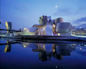 Museo Guggenheim Bilbao. España.