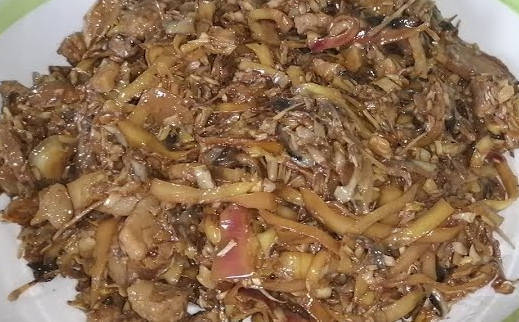 How to Make Adobong Puso ng Saging or Banana Blossom Sauteed in White Vinegar