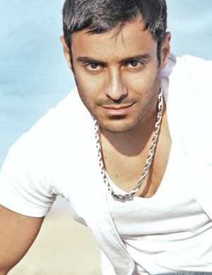 eslam
 on Eslam And The Dated Egyptian Pop ~ Hot Arabic Music