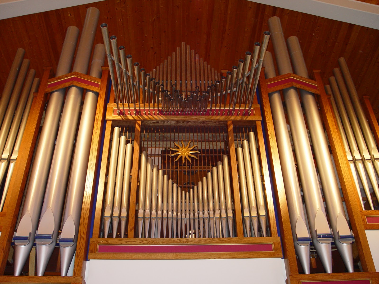 Pastoral Meanderings: Good Luck Finding an Organist