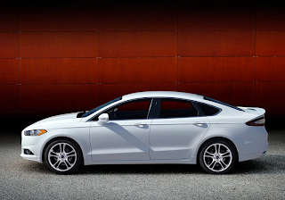 2013 Ford Fusion white