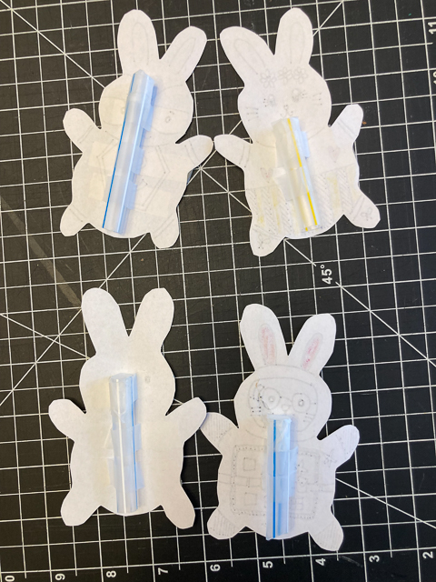 how to make an easy kids hopping bunny print and color craft for Easter