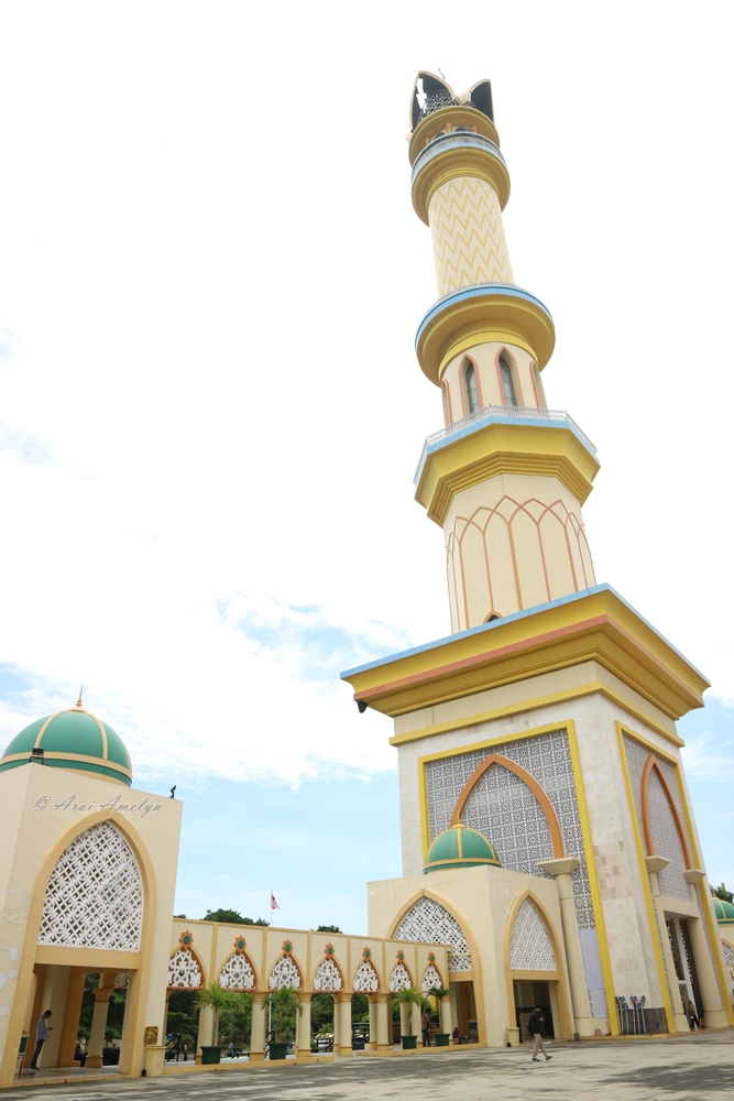 Masjid Raya Hubbul Wathan