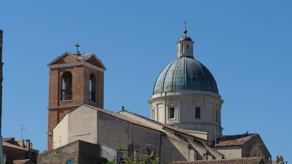 Ortona al ballottaggio, le opinioni di alcuni ortonesi. Passeggiando per il corso.