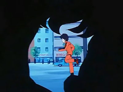 Even unconscious, Hikaru can't stop chasing Minmay.