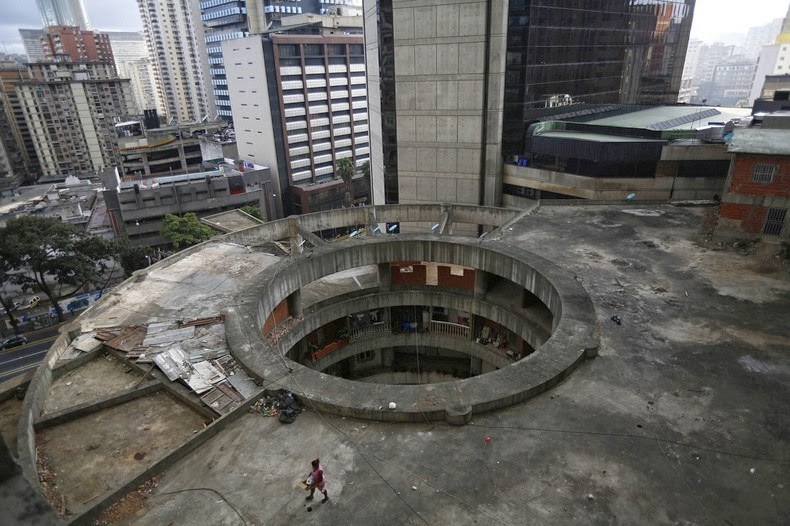 tower-of-david-caracas-8