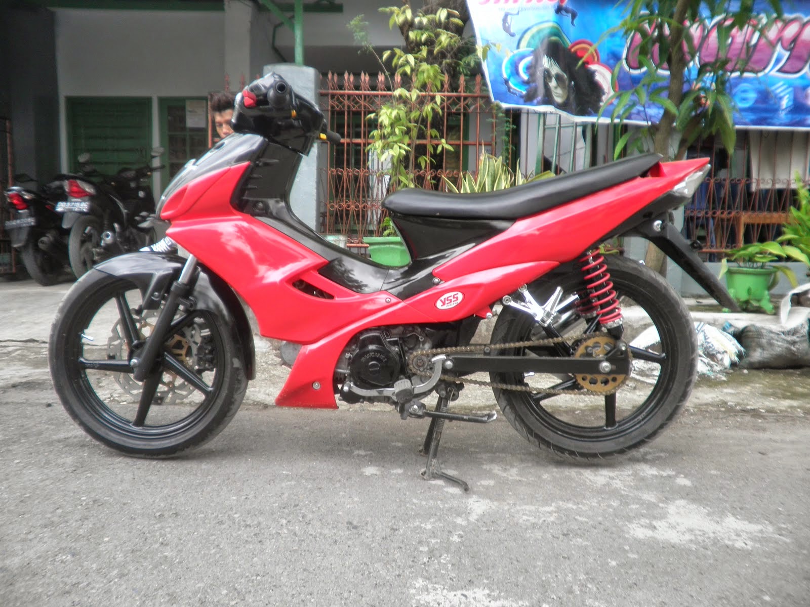 Kumpulan Foto Modifikasi Motor Suzuki Arashi Modif Paling Keren