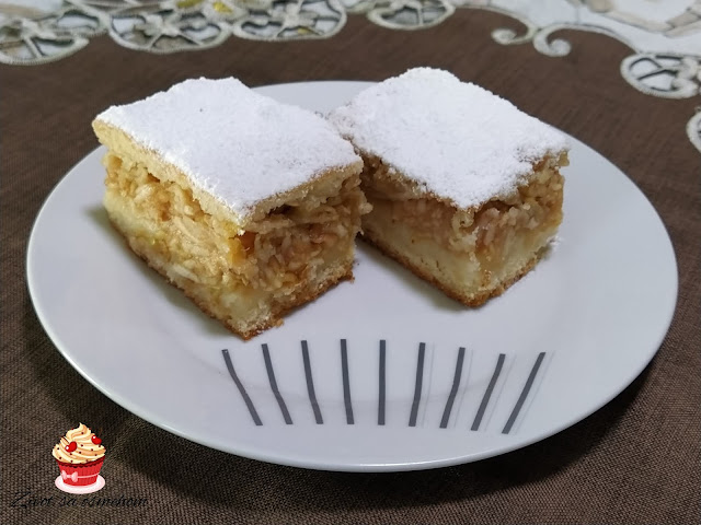 Kolač sa jabukama