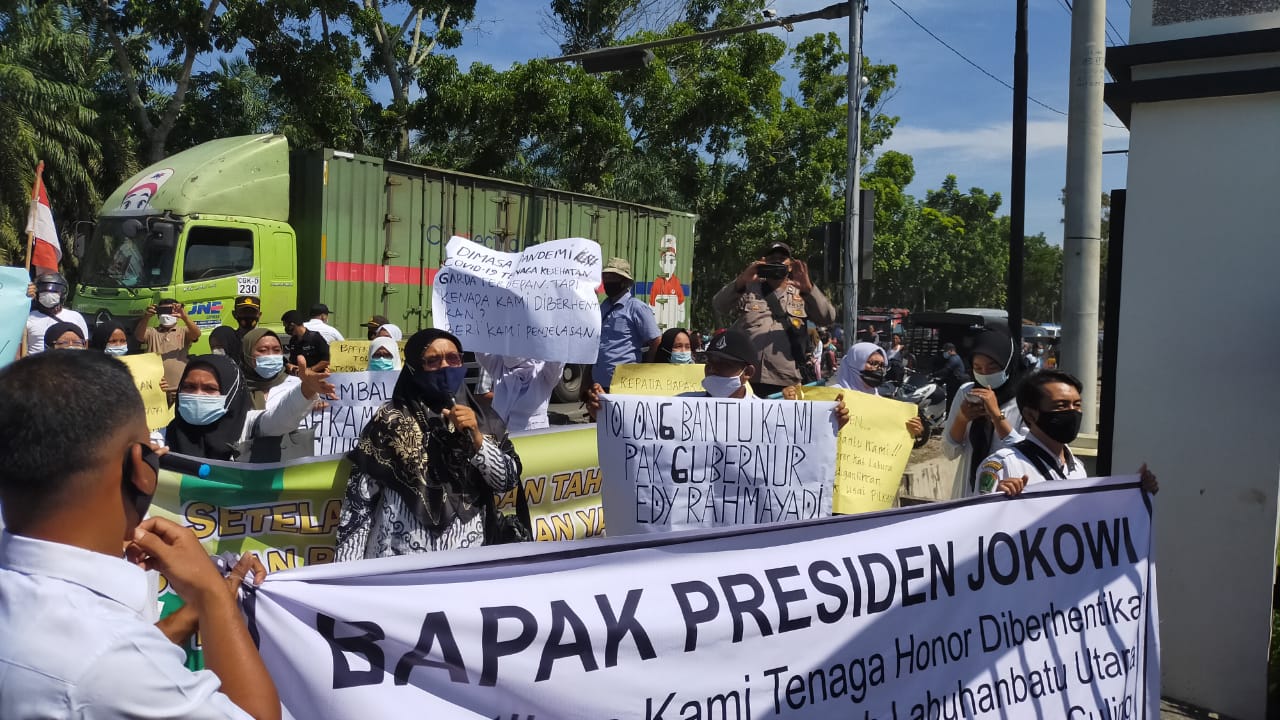 Kontrak Kerja Diputus Tanpa Penjelasan, Puluhan Honorer ...