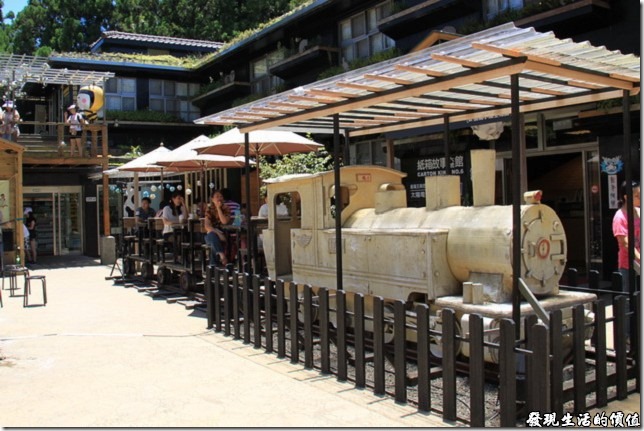 南投清境-紙箱王主題餐廳