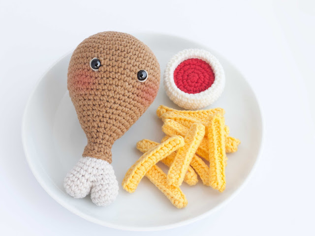 amigurumi-chickenleg-drumstick-free-pattern-food-pollo-patatas-fries-crochet-muslito-patron-gratis