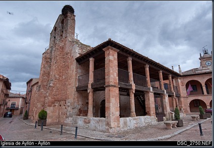 Iglesia de Ayllón