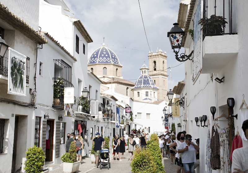 LIFESTYLE SUMMER: BEACH DAYS IN ALTEA (SPAIN)  // VISITAMOS LA PLAYA Y EL PUEBLO DE ALTEA (ALICANTE)