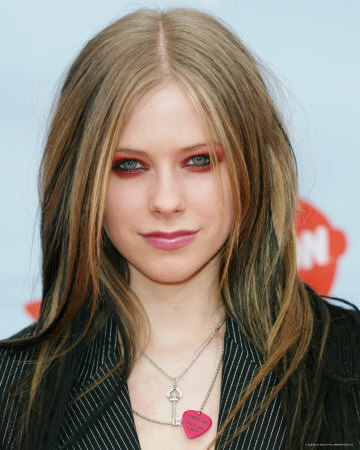 avril lavigne photos. avril lavigne eye color