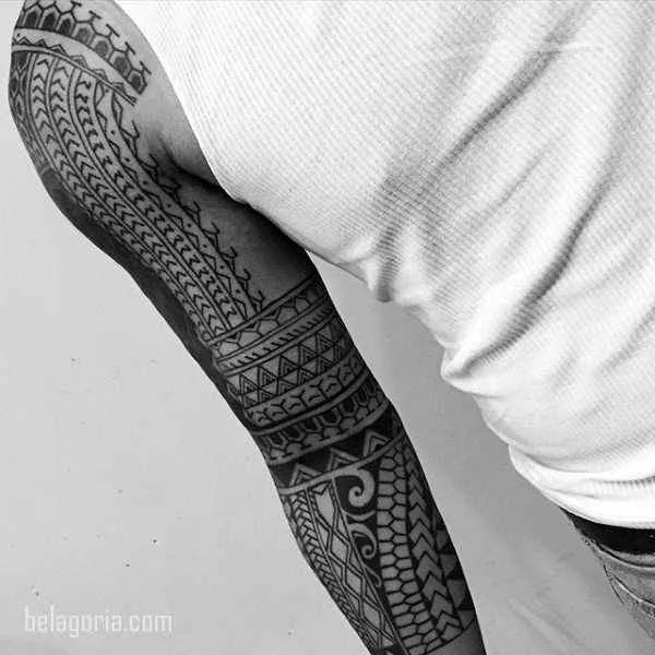 Imagen de un Tatuaje tribal para hombre