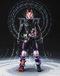 SHFiguarts Kamen Rider Buffer Fever Zombie Form, Bandai