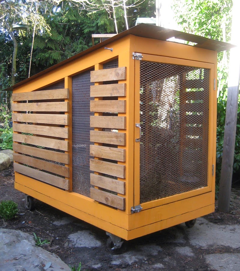 Chicken House Plans: How to Build a Chicken Ark