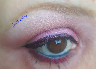 eye_makeup_look_sparkly_baby_pink