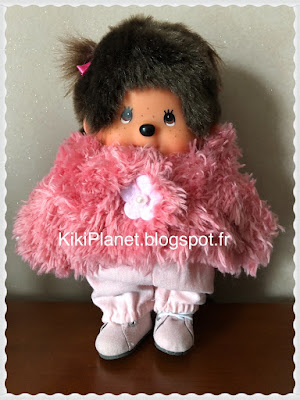 Veste en fourrure rose faite main pour Kiki ou Monchhichi, vêtements poupée, handmade, couture, jouet vintage