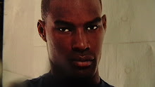 AFRICAN-AMERICAN MOVIE STAR/MODEL